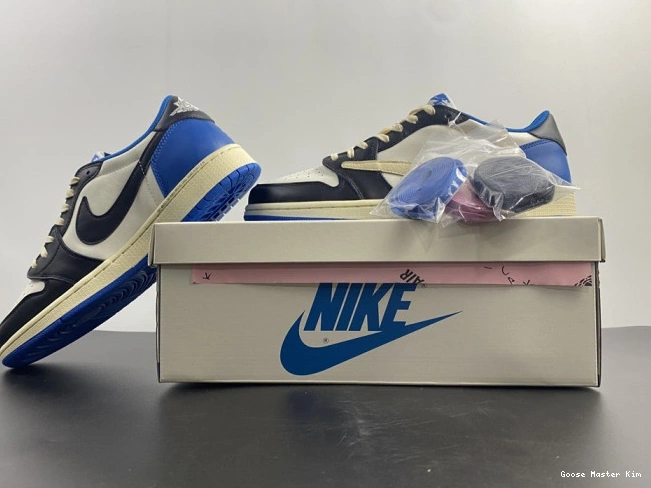 Scott 1 x Travis Fragment Jordan DM7866-140 Low Retro x Air Design 0806